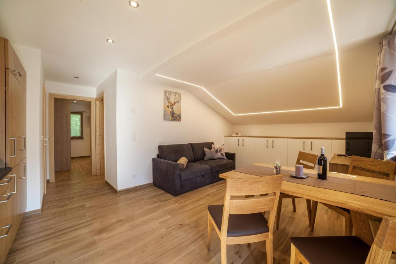 Innergasserhof Ferienwohnung Enzian San Martino In Passiria  Exterior photo